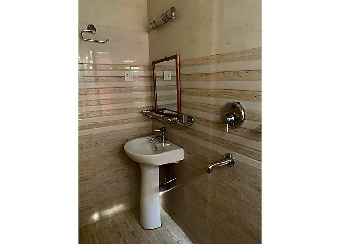 Ramanam 2* Katmandou